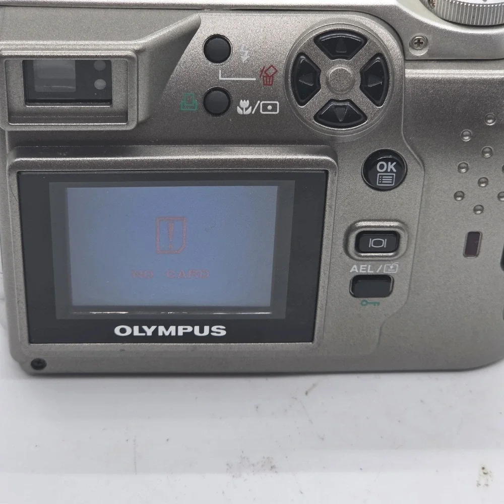 Olympus Camedia C-3020 Zoom 3.2MP Digital Camera Retro Y2K Digicam - Tested